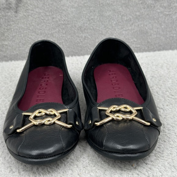 Aerosoles Black Leather Ballet‎ Flats Size 9.5 Gold Hardware Detail Capsule - Picture 2 of 11